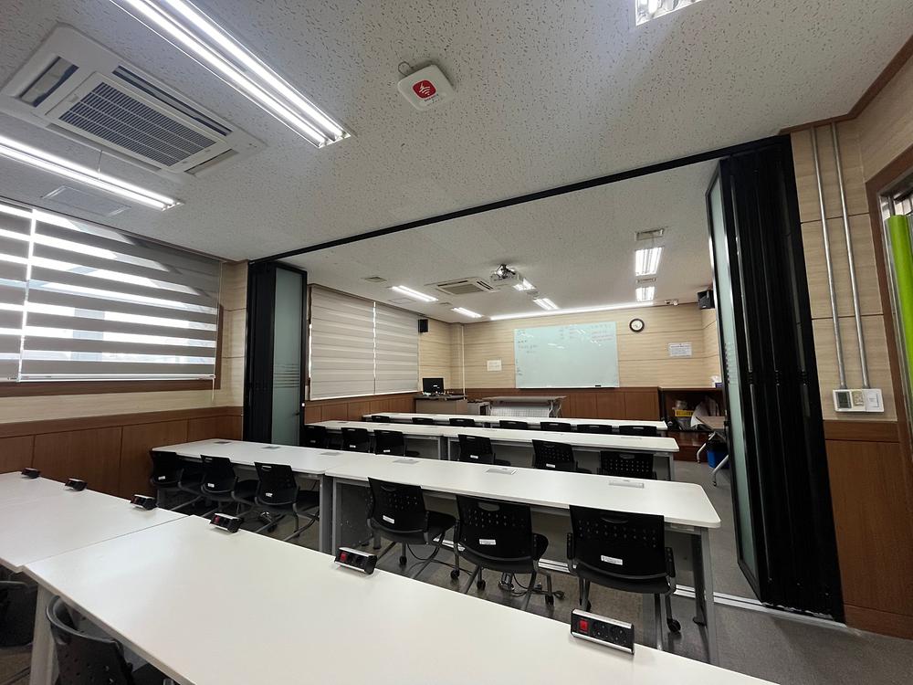 강의실_2.jpg
